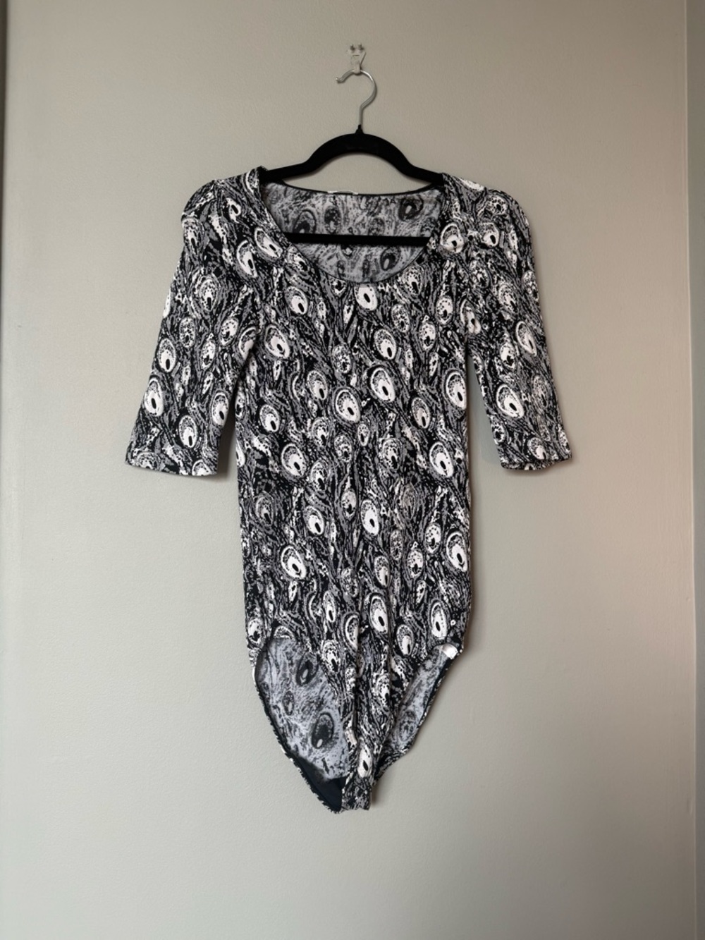 Wolford Black and White Printed Scoop-Neck Bodysuit